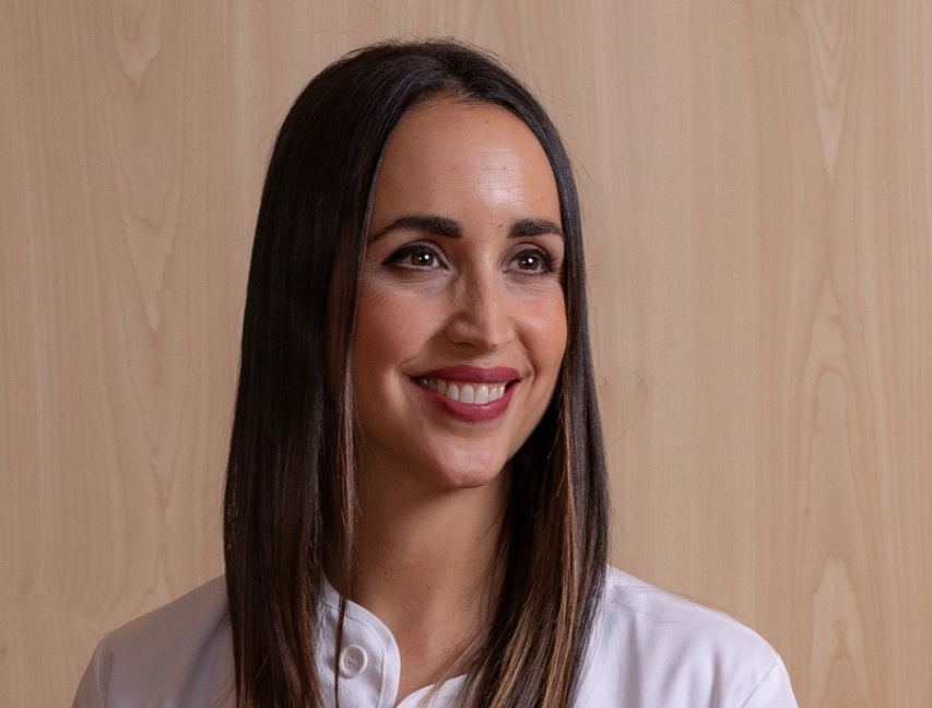 La Dra. Clara Eíto, coordinadora de Oncología Radioterápica en la Clínica IMQ Zorrotzaurre, ganadora del Premio Mujer y Liderazgo